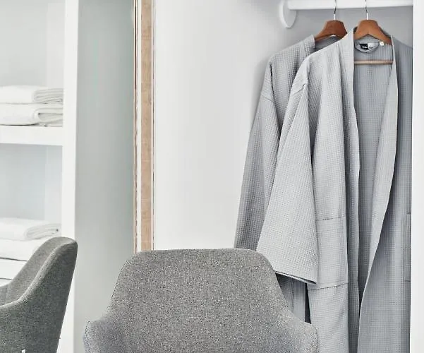 فيلة Rodakes Vourvoúlos